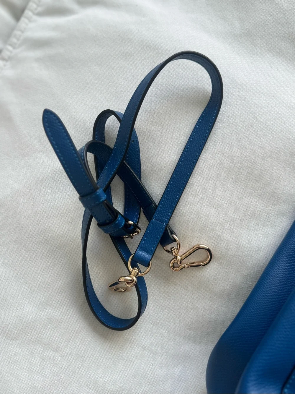 Like New Royal Blue Vintage Coach Bag